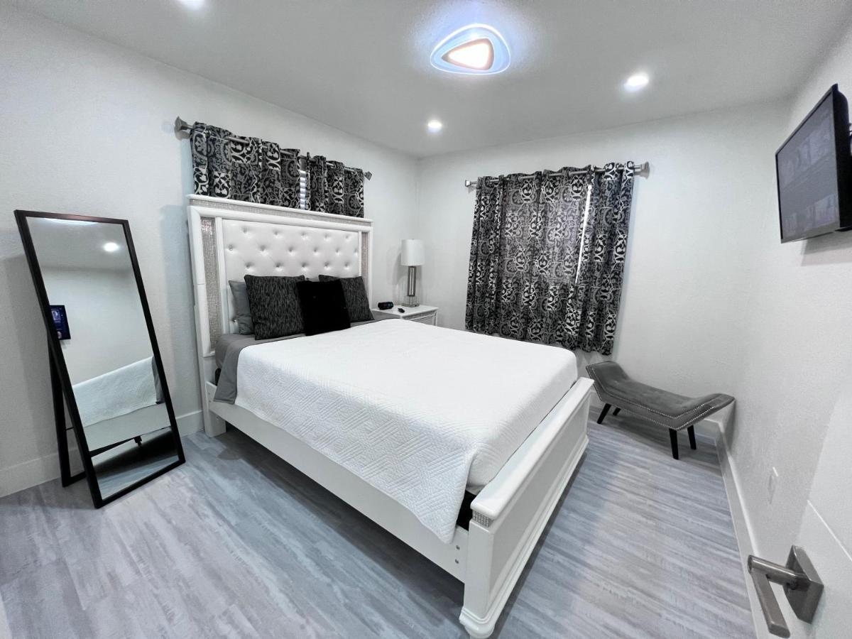 Stylish 2 Bedrooms Apartment By Miami International Airport Екстериор снимка