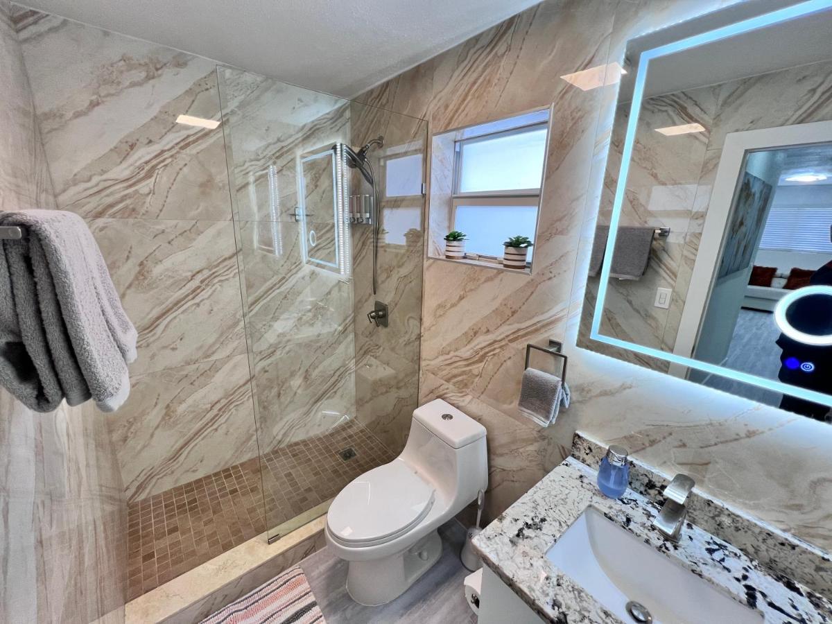 Stylish 2 Bedrooms Apartment By Miami International Airport Екстериор снимка