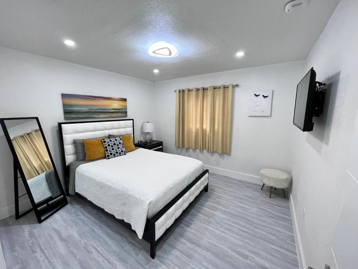 Stylish 2 Bedrooms Apartment By Miami International Airport Екстериор снимка