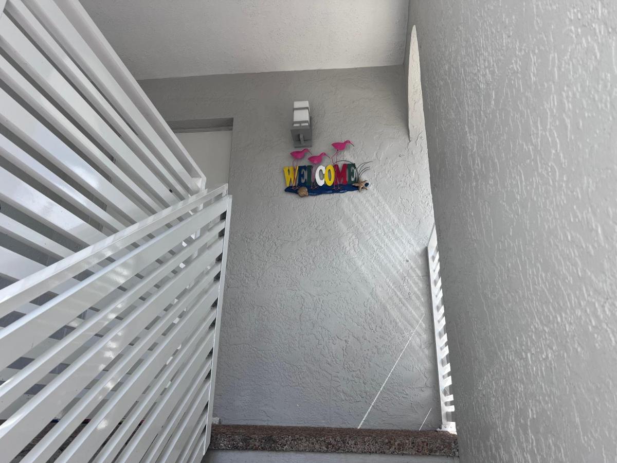 Stylish 2 Bedrooms Apartment By Miami International Airport Екстериор снимка